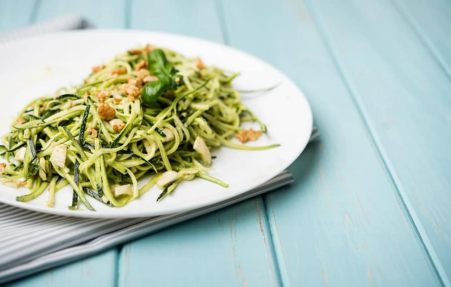 zucchini and green noodles